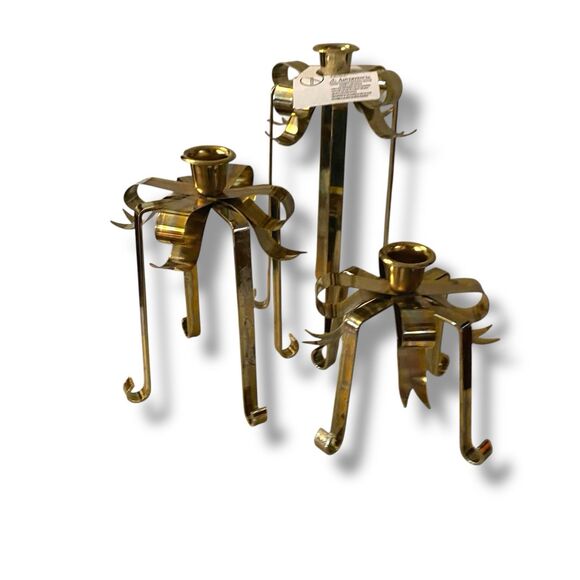 Bows Galore Vintage 1980's Brass Bow Candle Stick Holders Set of 3 Christmas - Picture 3 of 13